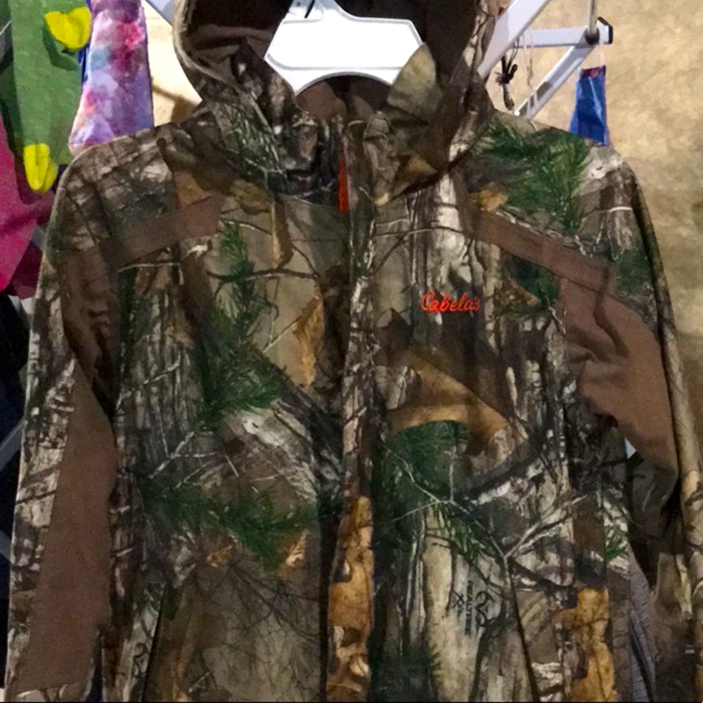 Canelas youth boys size small camo rain jacket